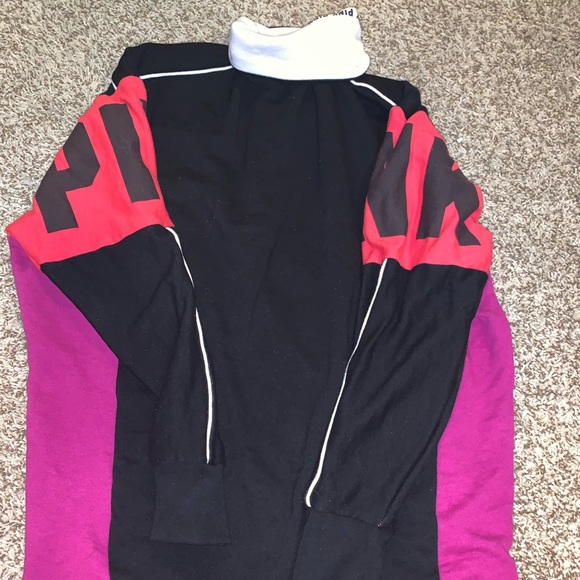 Victoria Secret pullover over sweatshirt - Picture 3 of 3